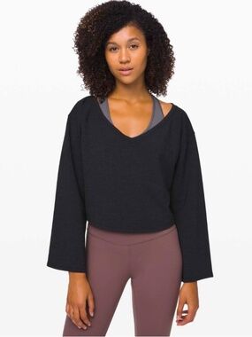 Lululemon Show Your Depth Crop Long Sleeve Top | Heathered Black | Size XS/S